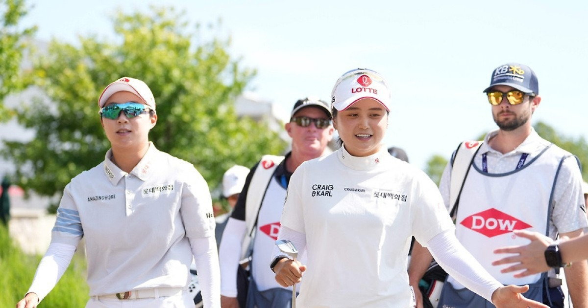 김효주·최혜진, LPGA 다우 챔피언십 3R 단독 선두…우승 보인다