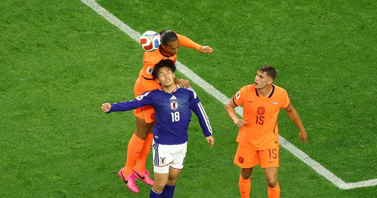 '득점 없어도 인상적인 활약' 손흥민과 완전 딴판, '日 최종병기' 우에다 어떡하나...네덜란드전 존재감 삭제, "완전히 붕괴"