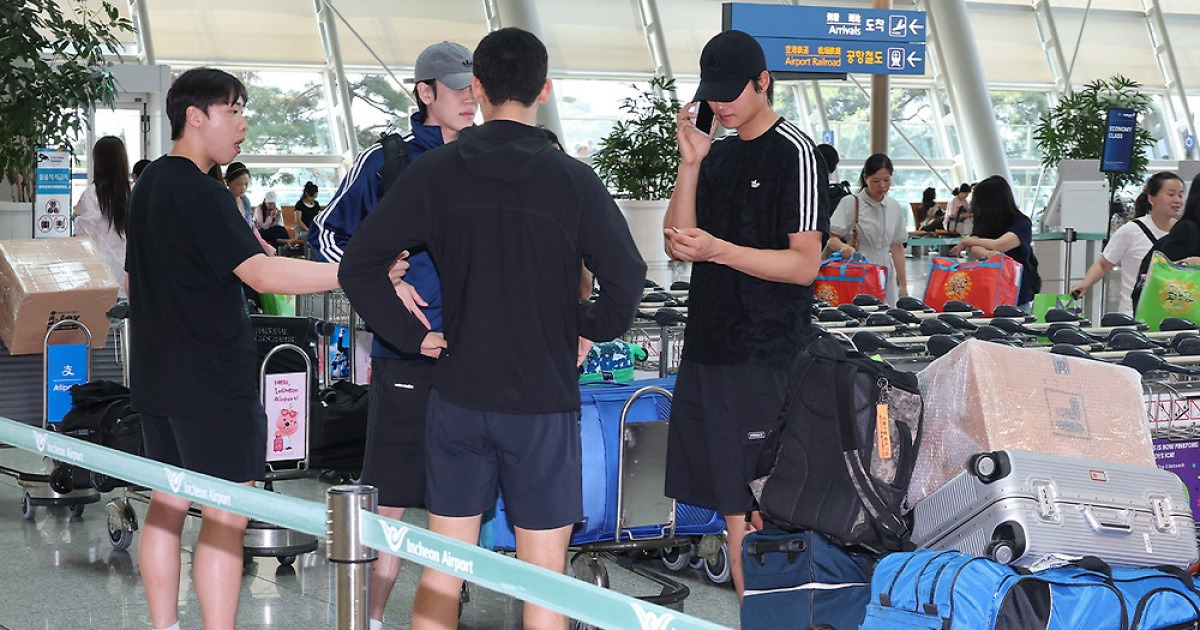 [단독] '아시아선수권 출전' 대표팀, 칼 등 개인 장비 급하게 빌려 인도로 출국