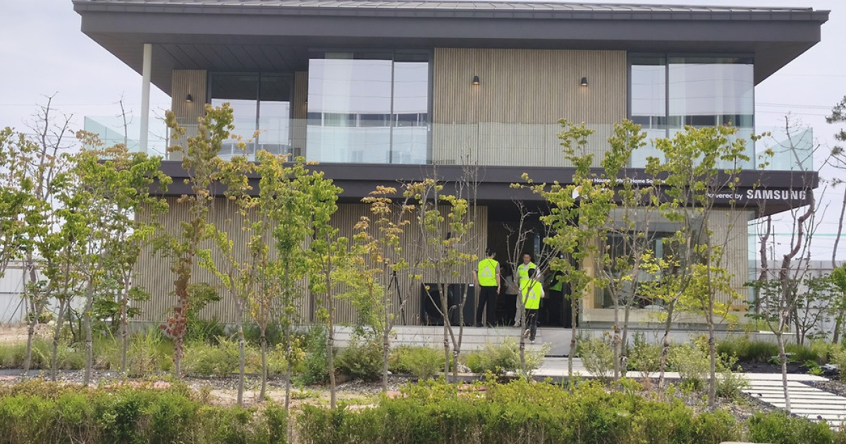 "QR코드 하나로 완성"…삼성, AI 품은 '모듈러 주택' 출사표