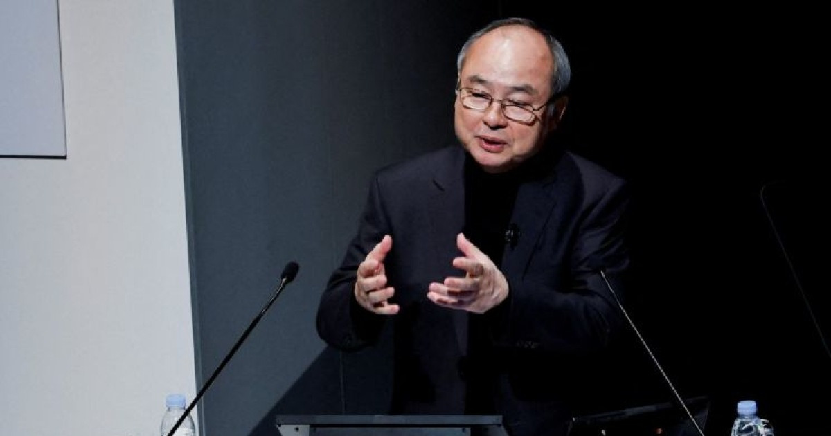 손정의 "AI 혁명은 이제 시작…버블론은 모독"
