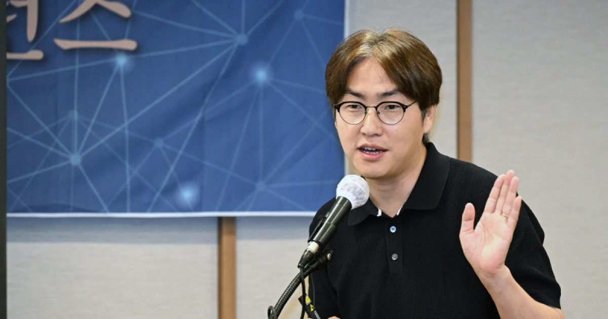 하정우 “AI DC는 지능토큰 생산 공장, 건립 보다 활용 관건”