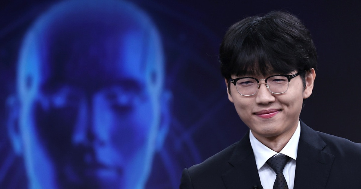 인간이 AI를 꺾다니…신진서, ‘통곡의 벽’ 카타고 무너뜨린 위대한 290수