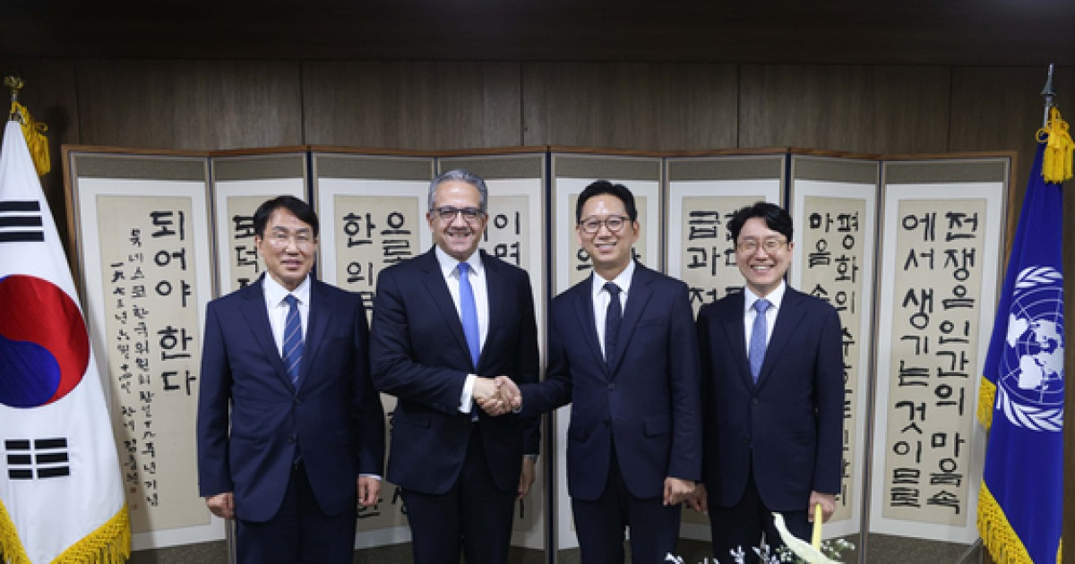 'AI 안경 몰카'와 '미토스 해킹' 시대...'AI 윤리 지침' LG-유네스코 공동 개발