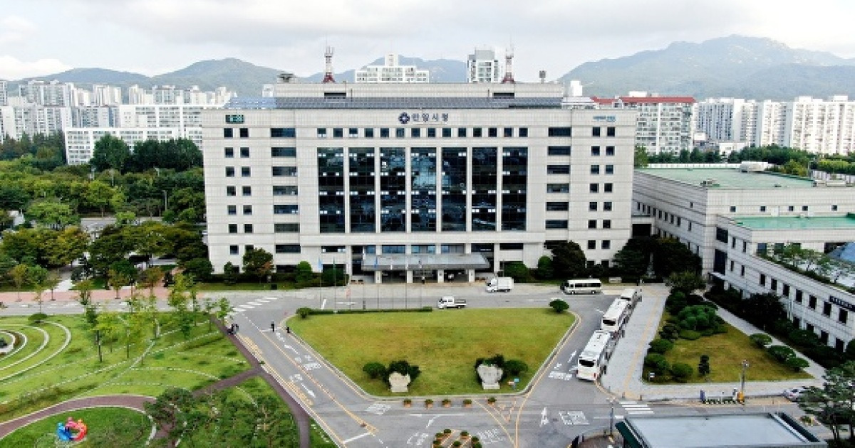 "반복·악성 민원 대응 효율" 안양시, 야간 민원전화 AI 보이스봇 운영