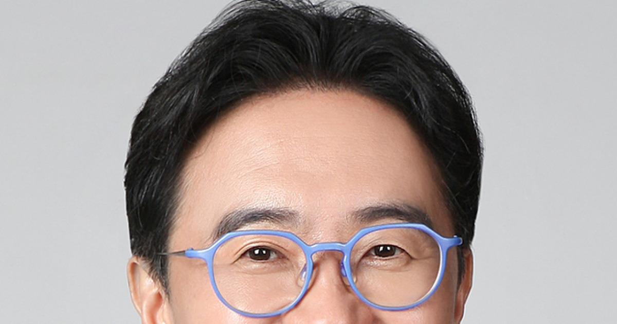 [손재권 칼럼] 중국발 AI 쇼크가 반복되는 이유