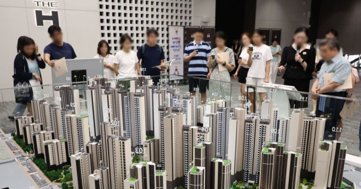 Korean Homebuyers Face 'Loan Open Run' as Banks Tighten Credit Limits