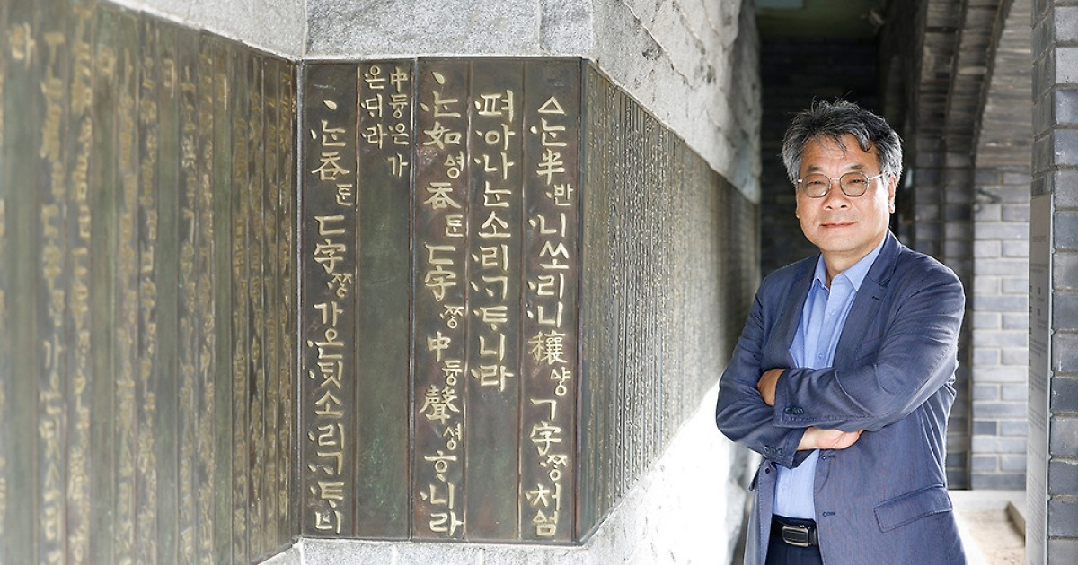 김태헌 대한출판문화협회 회장 “AI 시대일수록 인간의 사고력 담은 책의 가치는 더 커져” [세계초대석]