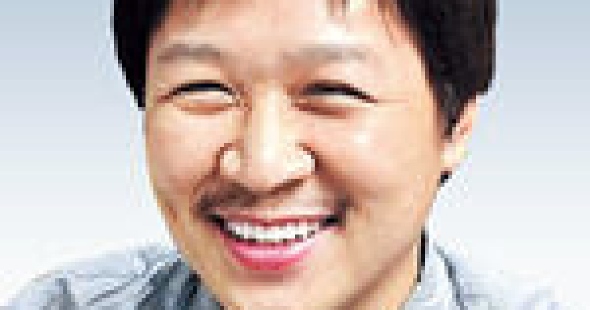 [내일을 열며] ‘엄미새’와 AI