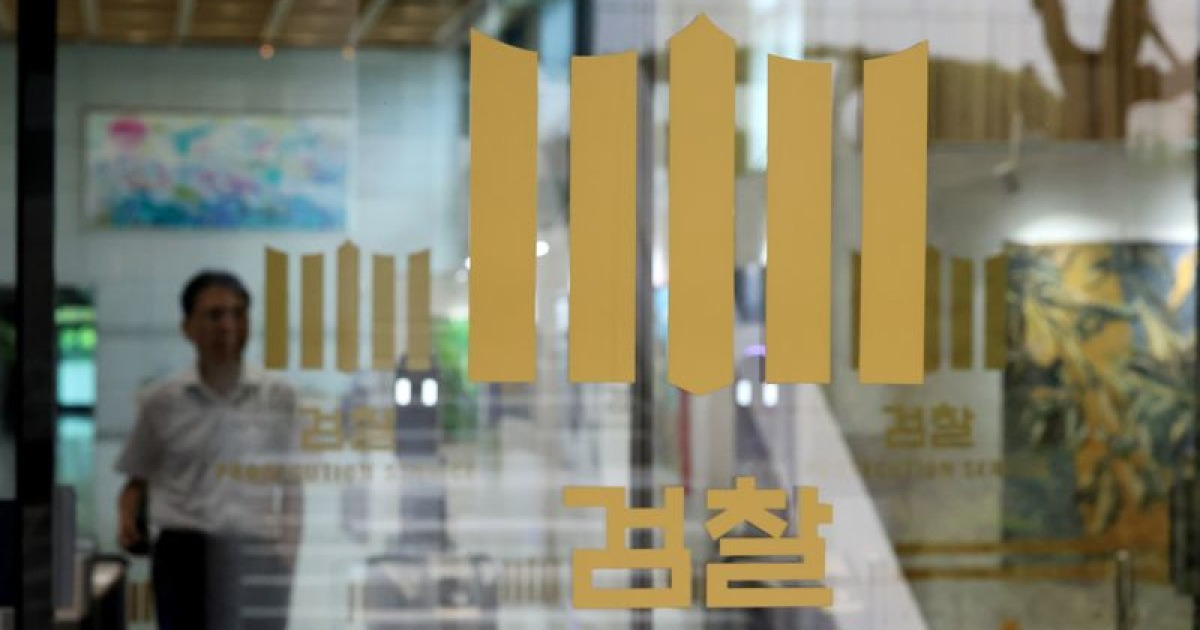 '주차설비 공사 15.7m 추락사' 부른 불법 하도급... 원청 대표 구속기소
