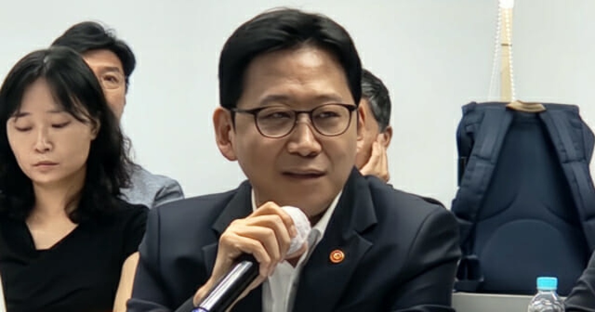 배경훈 "AI, 모델·인프라 넘어 산업·일상 활용 수준 돼야"