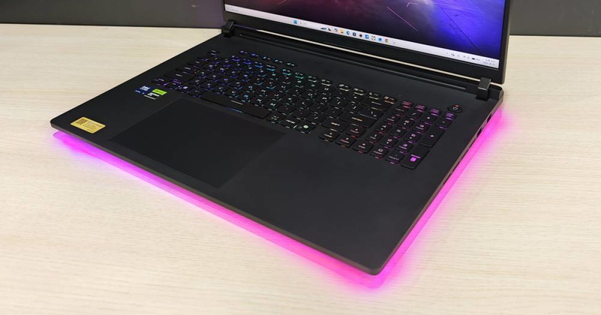 Asus ROG Strix SCAR 18 (G835) Review: The Ultimate Flagship Gaming Laptop