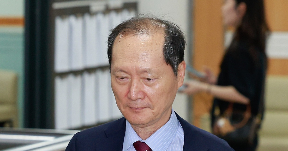 이완규