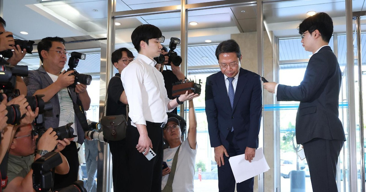 청탁의혹 역공 나선 김승원… 與, 지도부 포함 전담 대응팀 꾸려