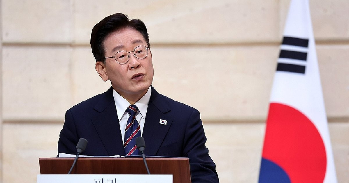 South Korea and France Agree to Boost Defense and Nuclear Cooperation at Paris Summit