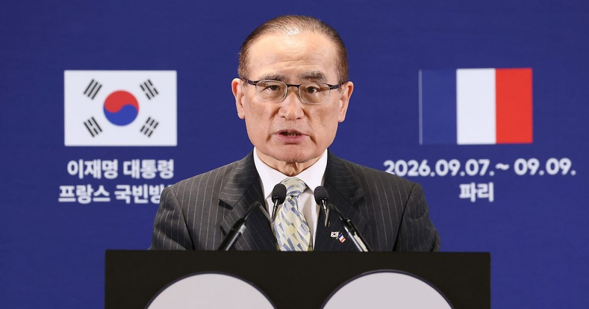 靑 '한불 정상회담서 군사·원전 협력 강화…호르무즈 등도 논의'