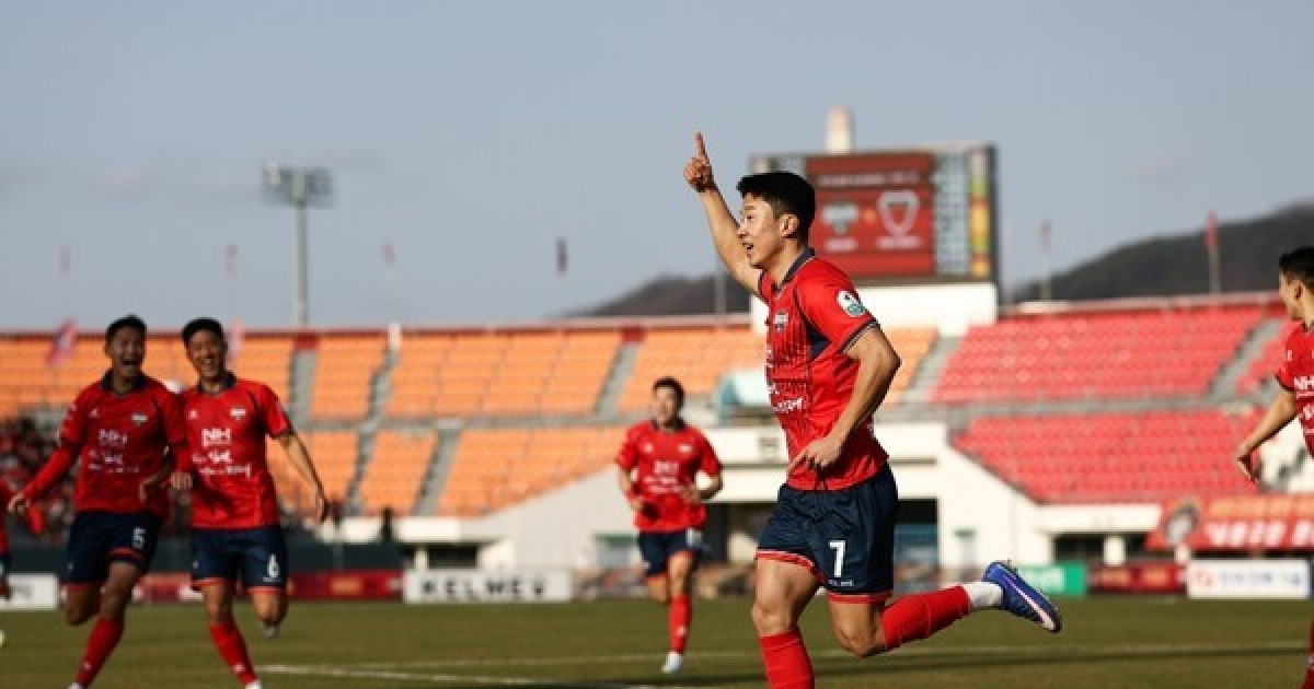 포항 대 김천상무