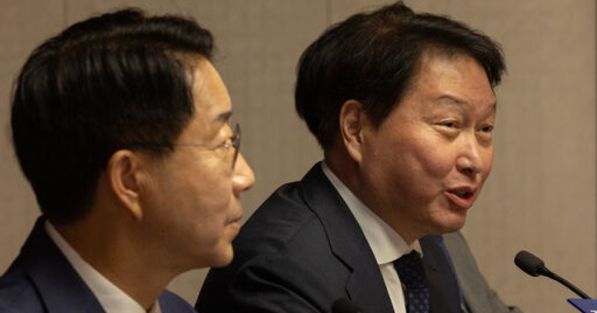 최태원, 울산 SK AI데이터센터 처음 찾았다… CEO 총집결