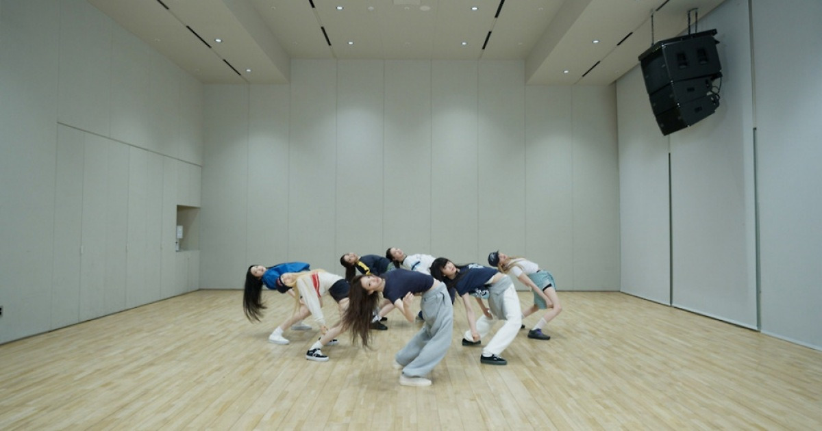 HYBE’s New Girl Group TUIDE Releases ‘SUN KISS’ Dance Practice Video