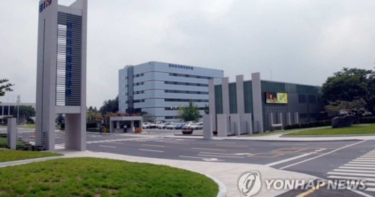 "'AI가 뭐야'하던 80년대 연구 시작"…TDX·CDMA 개발주역 ETRI 50주년