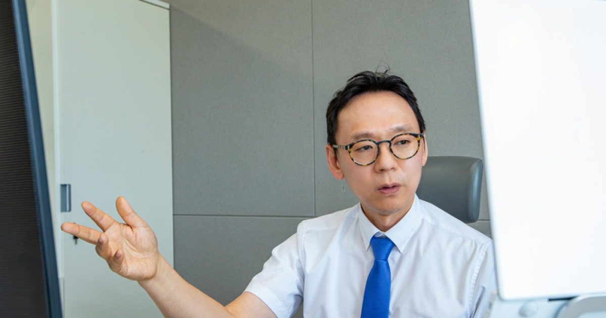 쓰던 앱에 AI 버튼 ‘쏙’…KT, 6000만 접점 공략