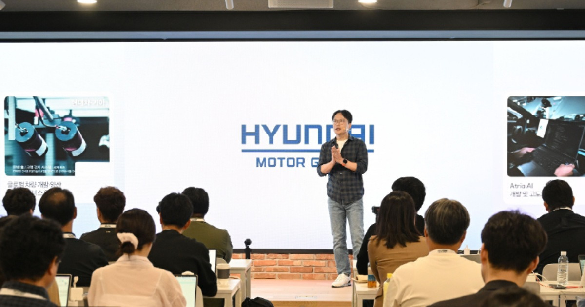 현대차그룹, 자율주행 '데이터 플라이휠' 가동…아트리아 AI 도로 주행 공개