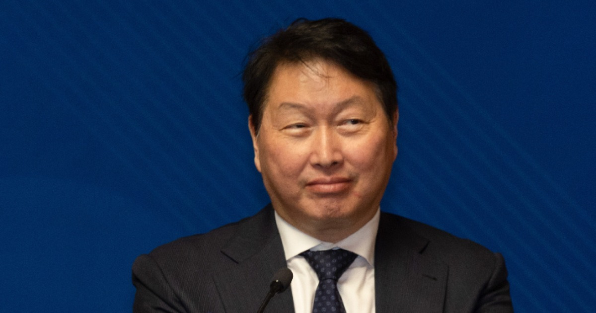 최태원 "AI, 돈 벌어 스스로 투자할 수 있어야"