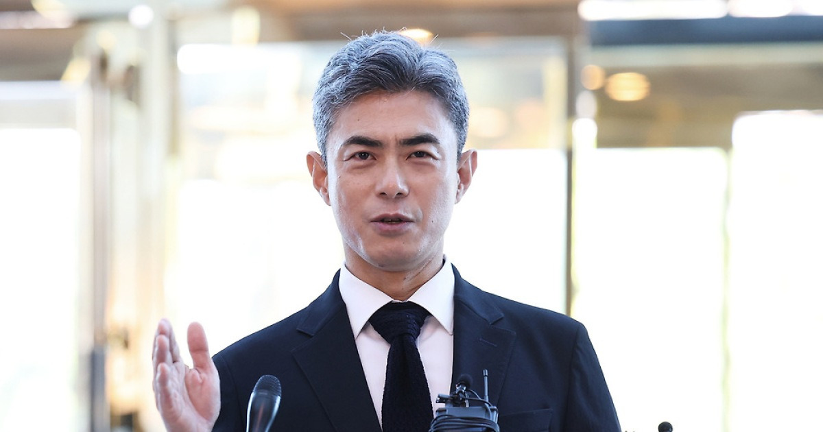육군사관학교