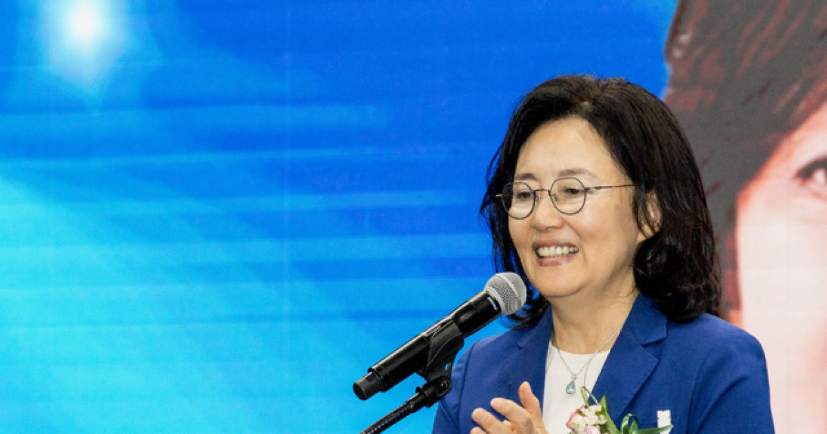 [AI 포럼] “오늘 포럼이 AI 두뇌·韓 제조능력 연결하는 출발점 되길”