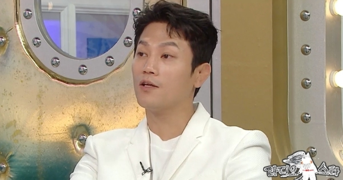 Cho Jun-ho Reveals Hilarious Twin Secrets on MBC’s ‘Radio Star