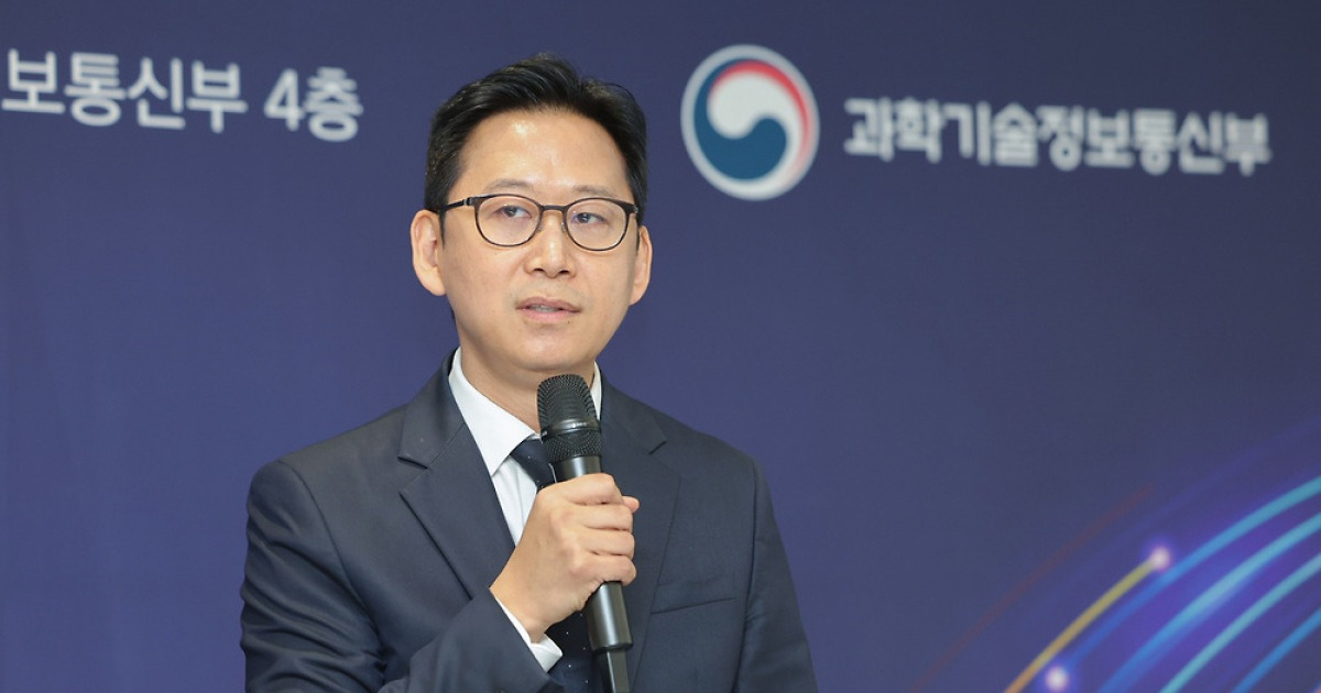 배경훈 부총리, AI 속도조절론에 “한국은 늦출 여유 없다”