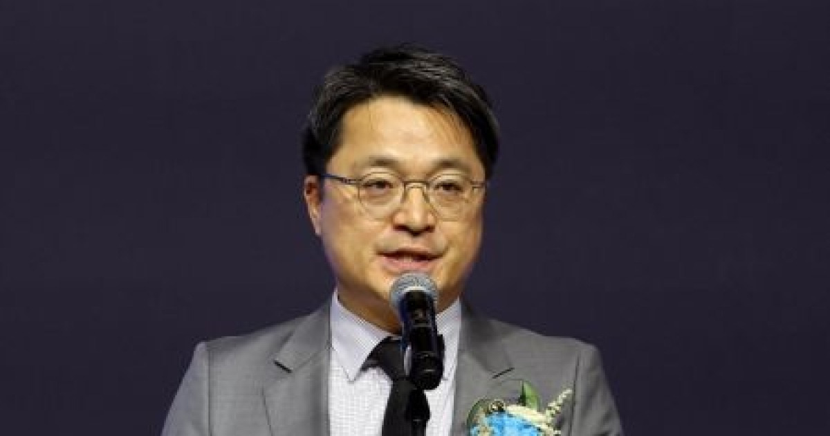 문신학 산업차관 "AI시대에 맞는 근로시간·성과보상 등 논의 필요"