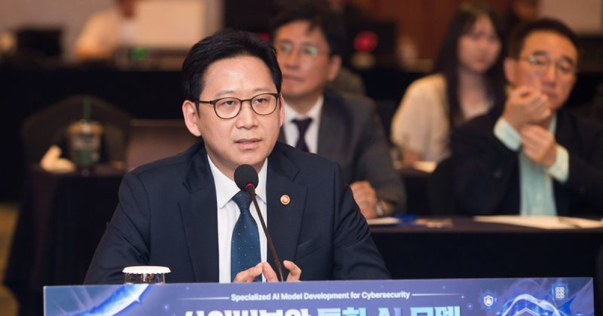 "공격·방어 투트랙"… 네이버, 한국형 보안 AI 개발 본격화
