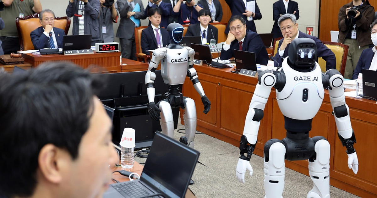 “AI 대장동 사업 아니냐” “윤석열 땐 AI 얘기도 못해” 독파모 두고 설전