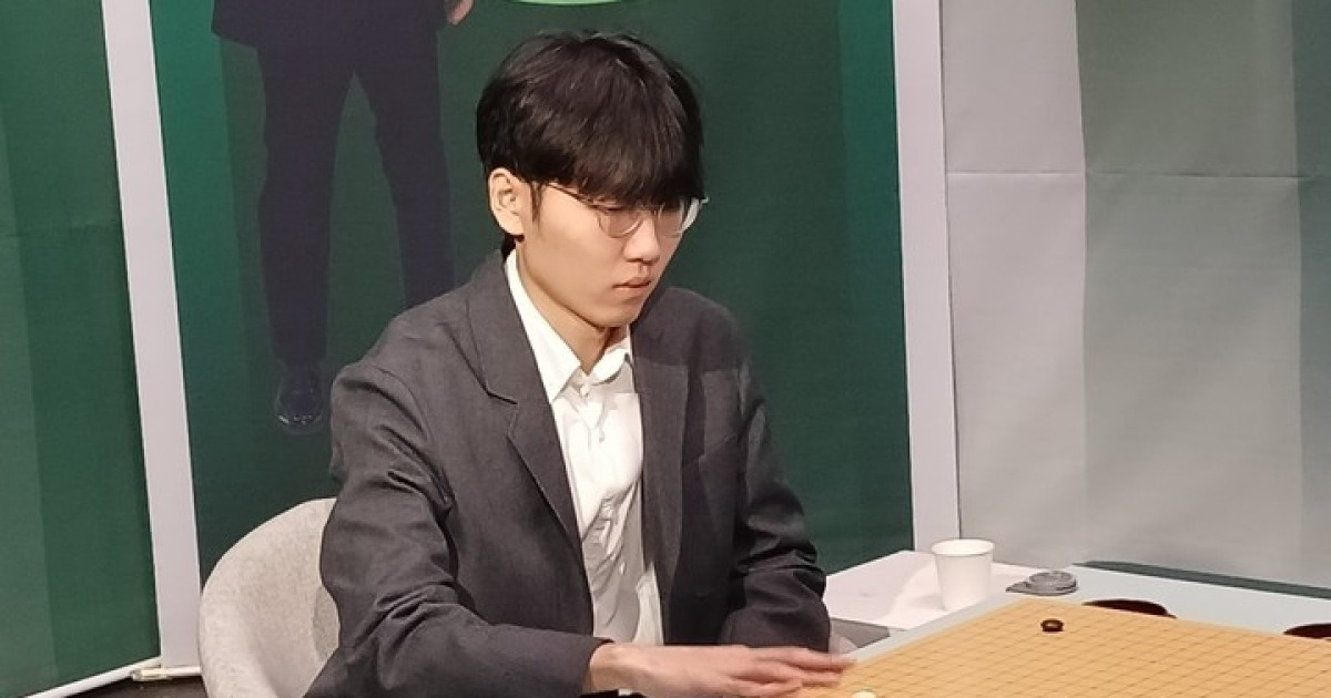 신진서, 쏘팔코사놀 우승으로 9번째 세계 정상 정복