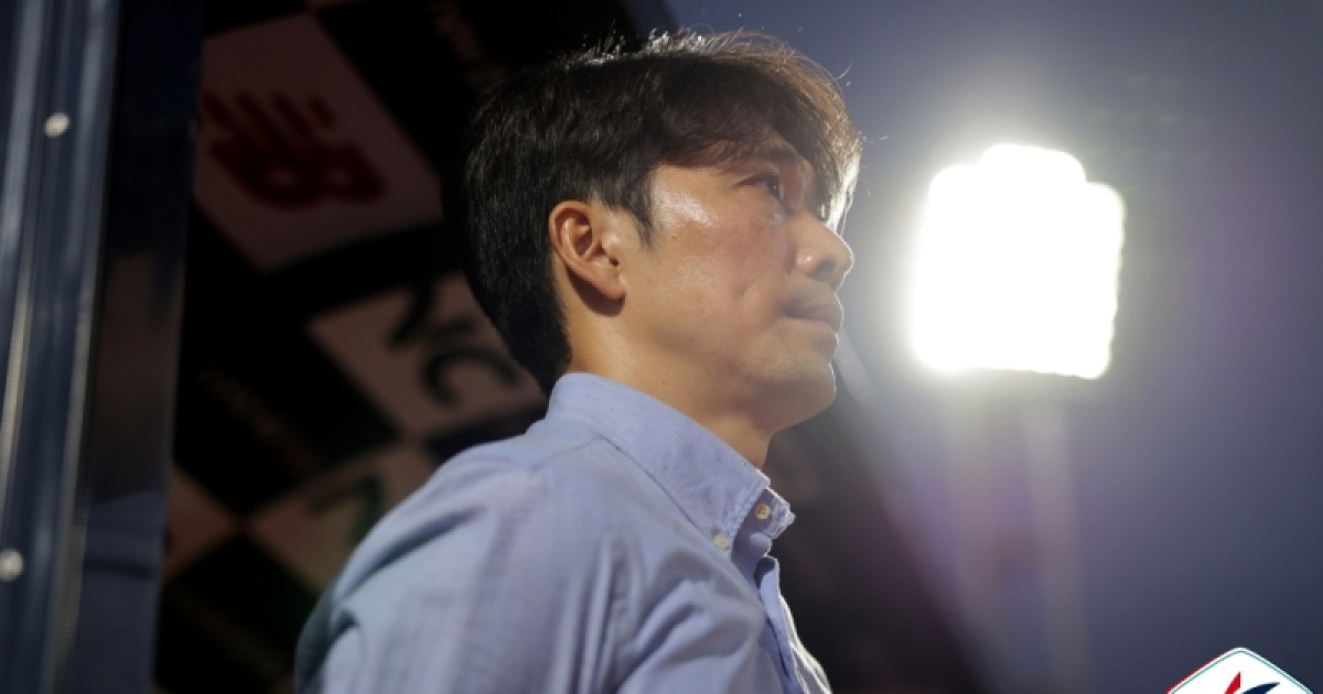 “네 맞습니다” 전술 변화로 천적 꺾은 수원, 1위 추격은 이어진다