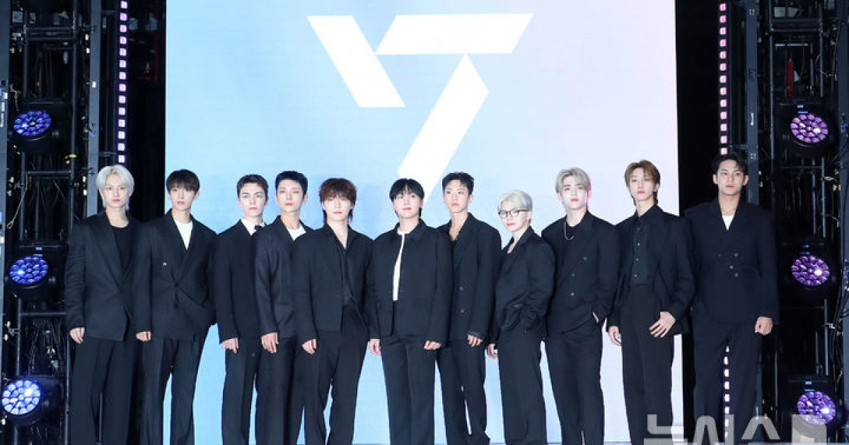 세븐틴 공연중 폭죽 객석으로 펑…"치료 지원"