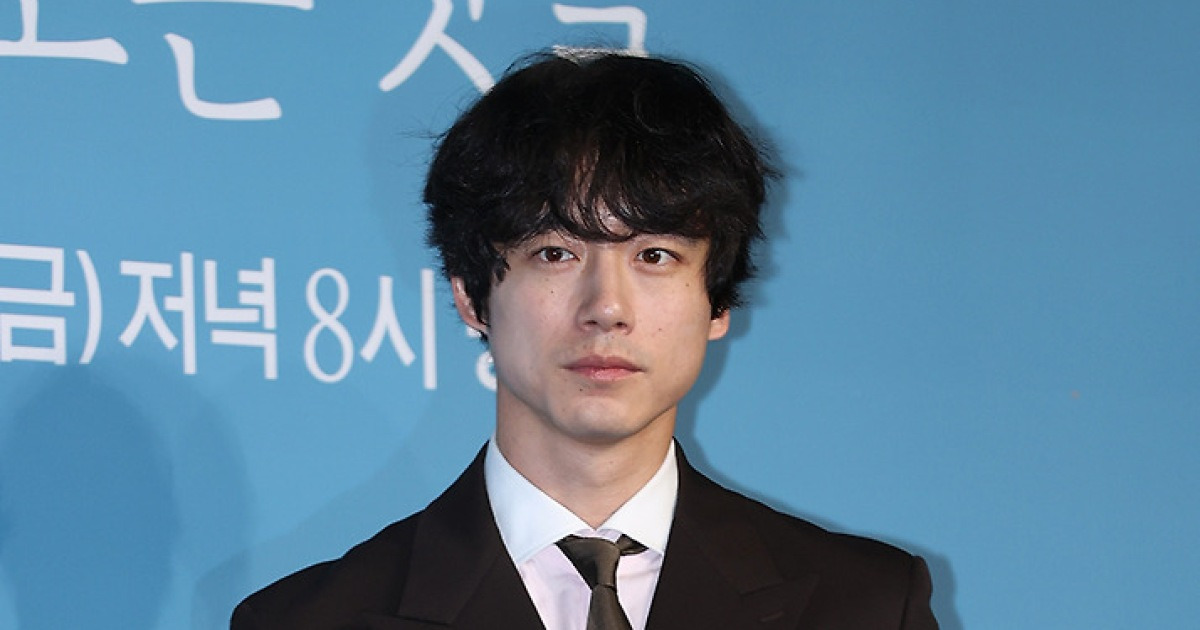 '양다리 논란' 여파인가…사카구치 켄타로, BIFF 인터뷰 무산 "게스트 사정"