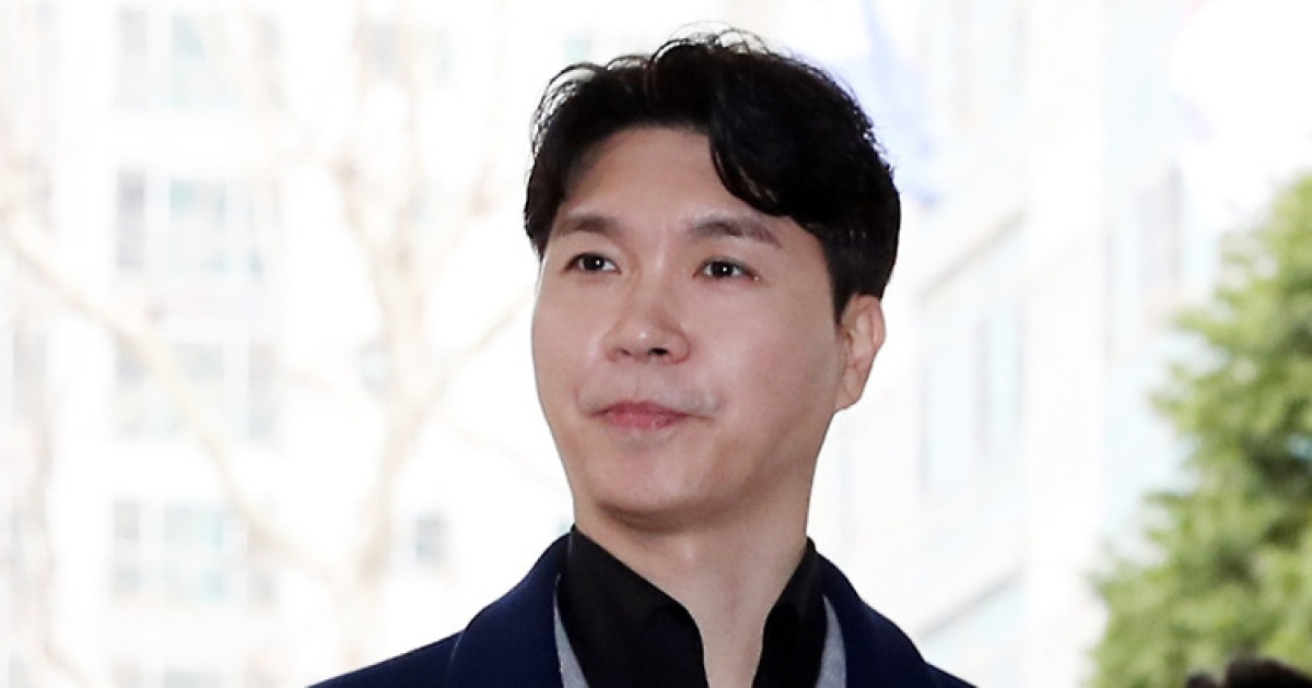 “죽을 만큼 참혹”…박수홍, ‘62억 횡령 혐의’ 친형 부부 법적공방 11월 결론