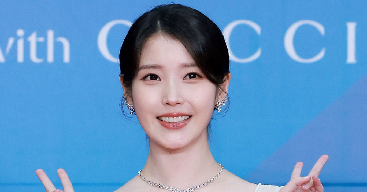 역시 ‘천사유’…아이유, 데뷔 17주년 맞아 또 2억 기부 “취약 계층 지원”