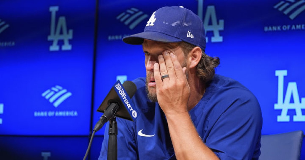 '은퇴 선언' 커쇼, 눈물의 기자회견…"건강하게 던진 올해가 떠나야할 때"