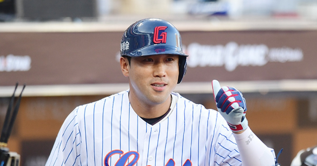 '23안타 폭발' 롯데, NC 18-2로 완파…KT와 공동 5위 도약