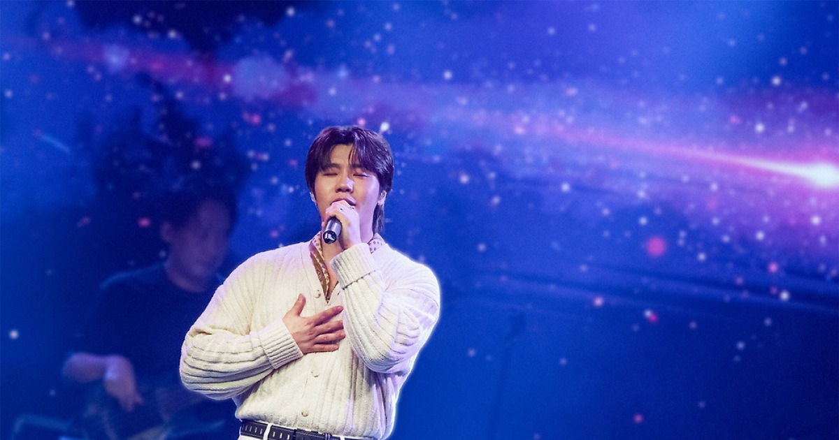 ‘데뷔 19년 차’ 이현, “앞으로도 여러분 앞에서 숨 쉬고 노래할 것”