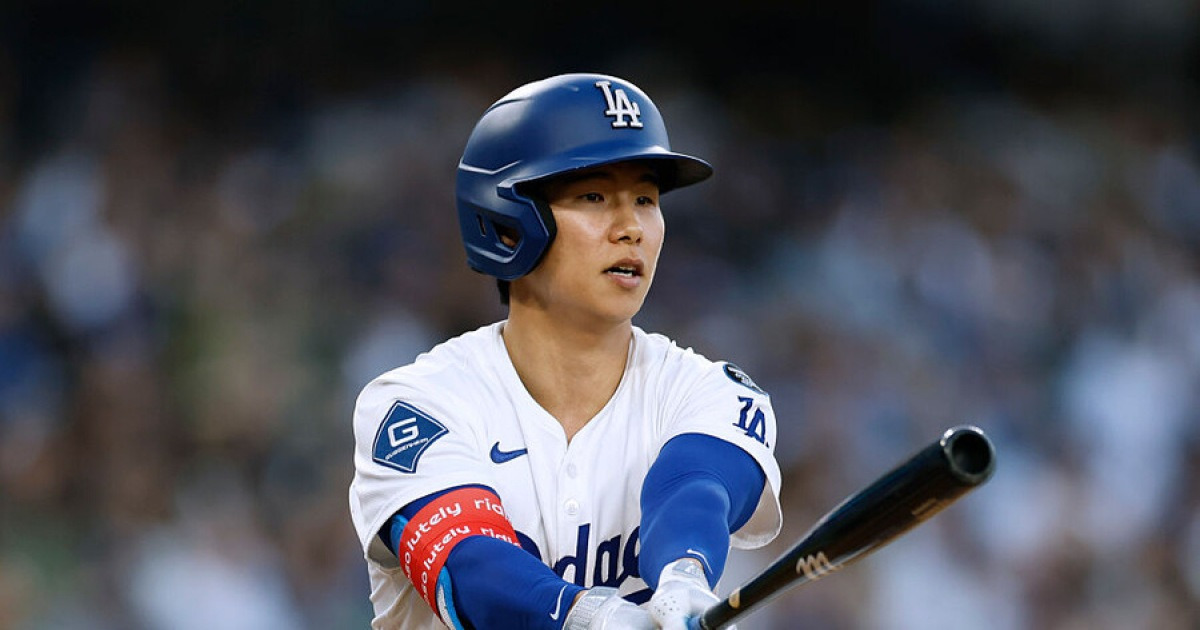 "김혜성, 다저스 포스트시즌 로스터 합류" 美 26인 예상 떴다…논란의 240억 골칫덩어리는 제외되나