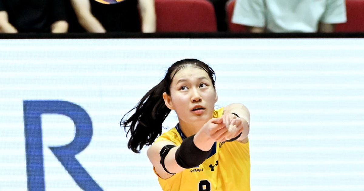 '나현수-이예림 39득점' 현대건설, 흥국생명에 첫 승 거두며 컵대회 출발