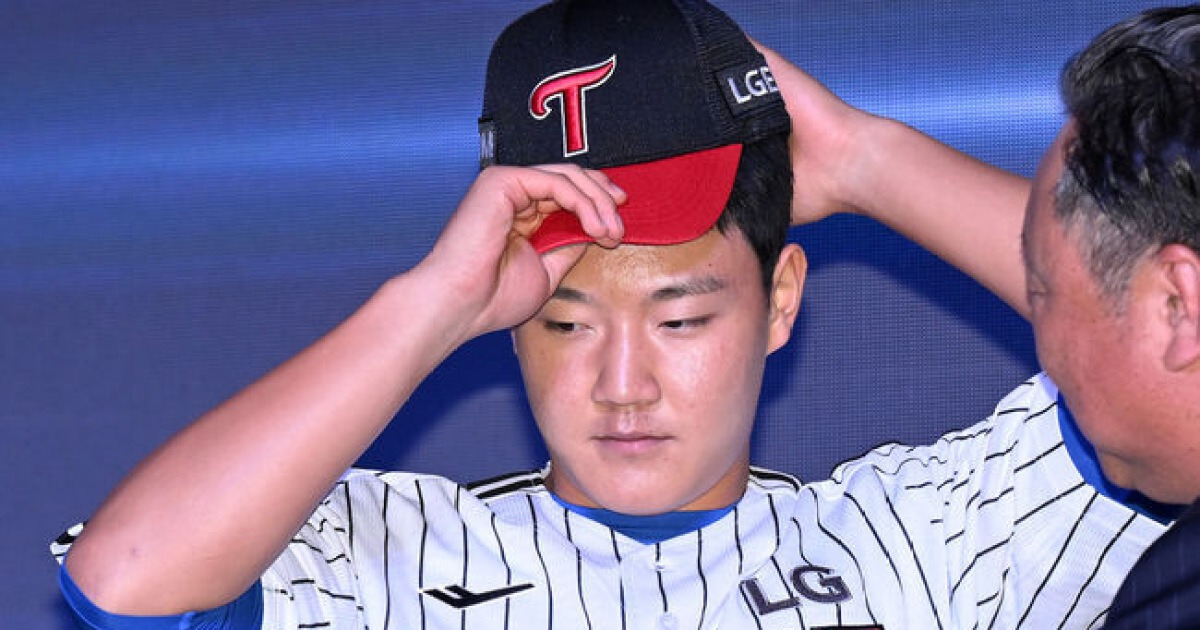 NC 한화 롯데 다 외면했는데…피로골절 고3 택한 LG 괜찮을까, “회복세 빨라, 10월 말부터 공 던진다”
