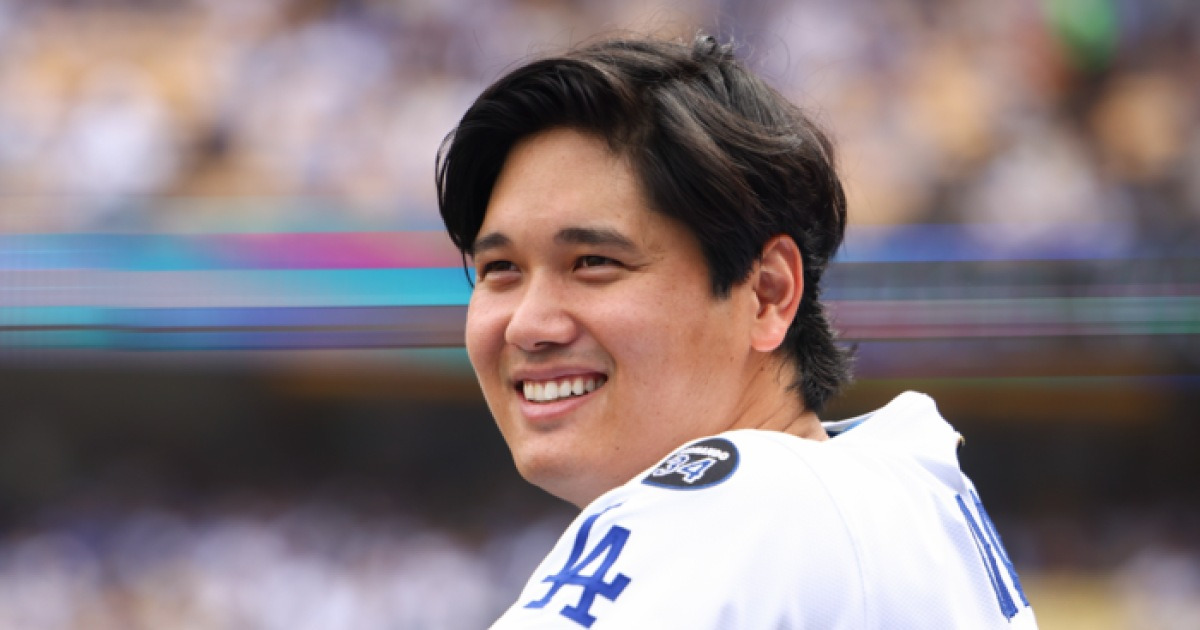 MVP 향해 질주하는 오타니, 관중도 열광…다저스 홈 400만 관중시대
