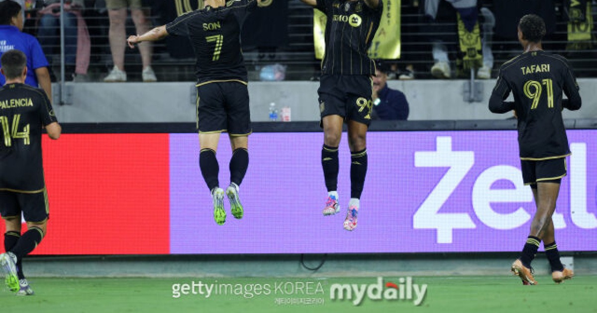 '손흥민이 도와줬다'…MLS 최초 대기록 득점 성공, '동반 22골' 메시와 득점왕 경쟁