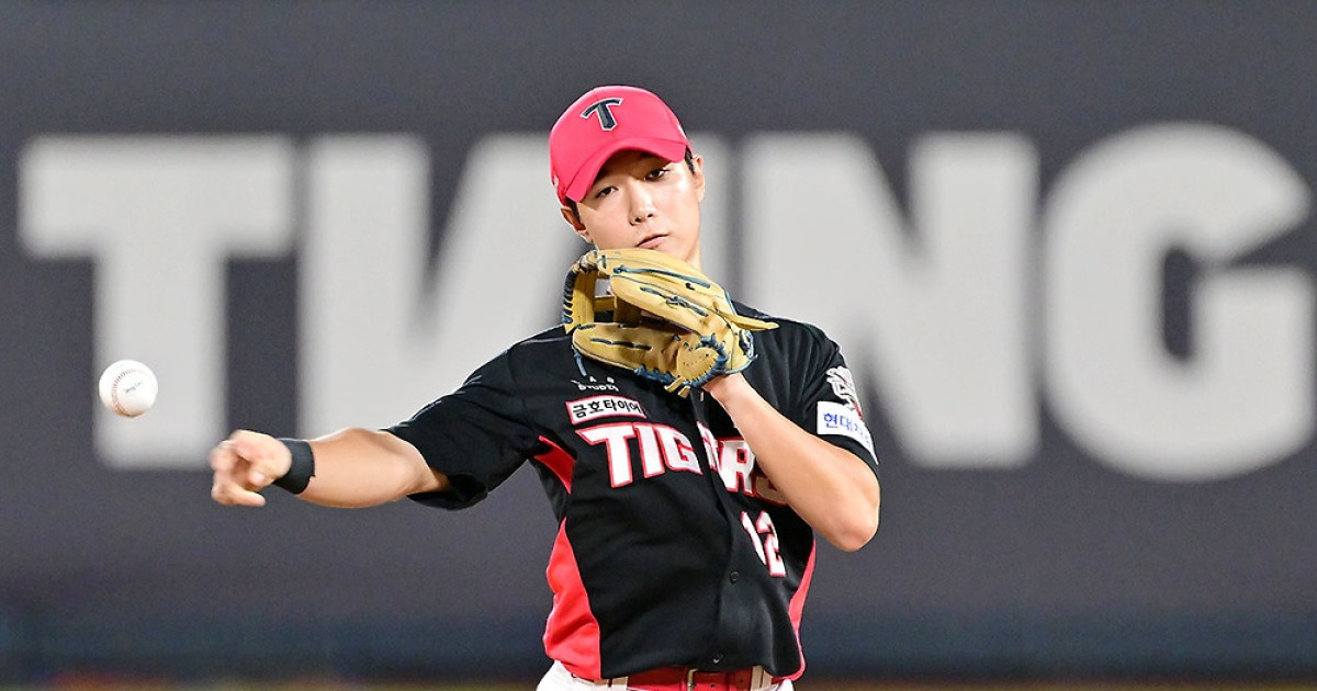 "20살 박찬호보다 힘 있어"…'최소 50억 시작' GG 유격수 떠나면 대안 누구?→'초대형 트레이드' 주인공 급부상