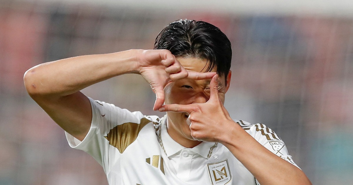 'LAFC 최고의 슈퍼스타, 손흥민에게 사인 요청' LA 최고 매체 SON 대서특필 "믿을 수 없을 정도로 훌륭한 사람"